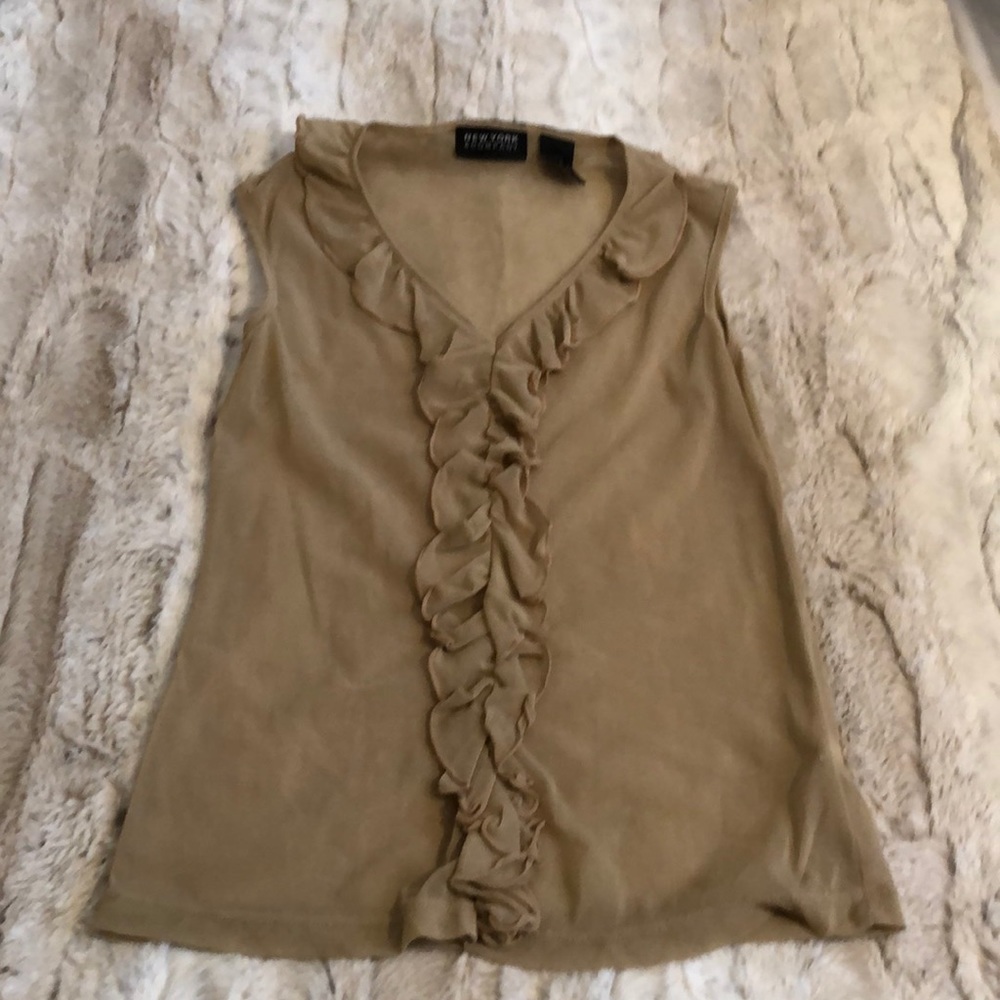 NY&C Sheer Top - Just add a Cami - Picture 4 of 4